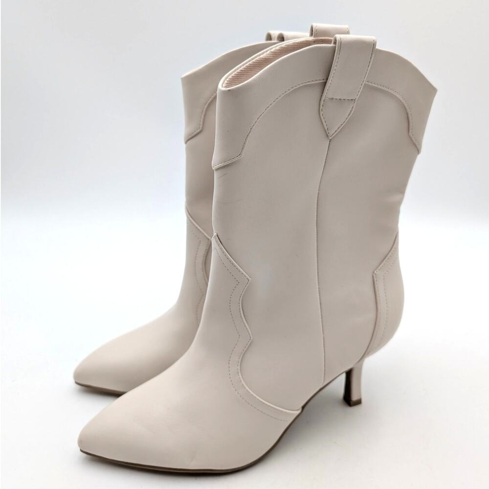 DV Dolce Vita Penrose Western Kitten Heel Bootie Women's White Size US7 EU37.5